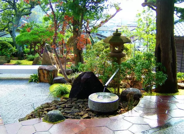 現代鄉(xiāng)村感的庭院景觀設計圖賞析